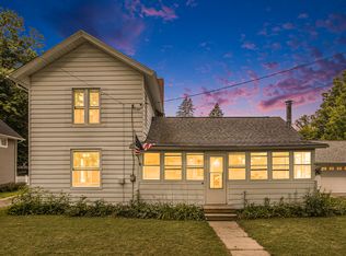 210 S Clark St, Athens, MI 49011