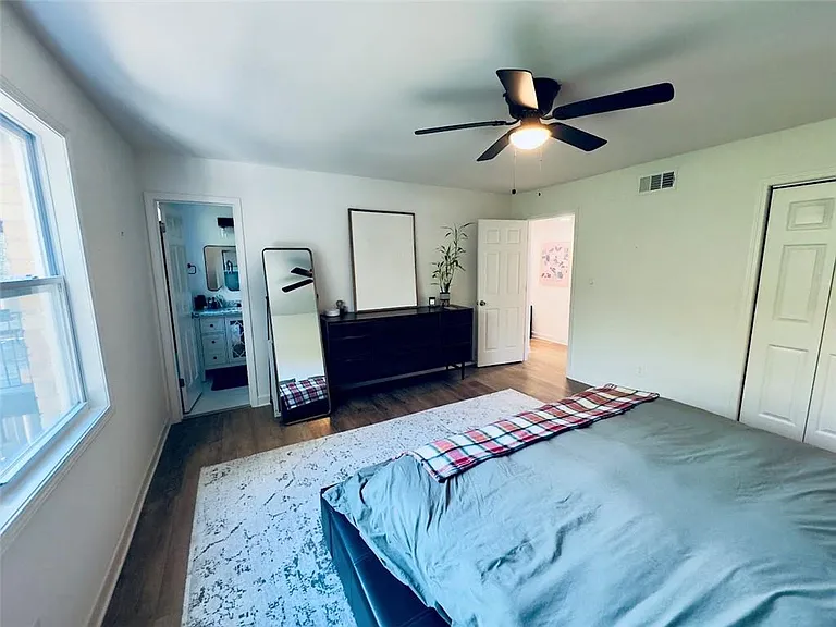 275 Winding River Dr #C — Photo 20