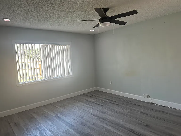 6702 Brentford Rd — Photo 17