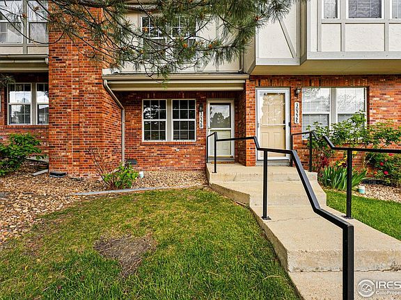 2nd image of 3022 W 107th Pl #D