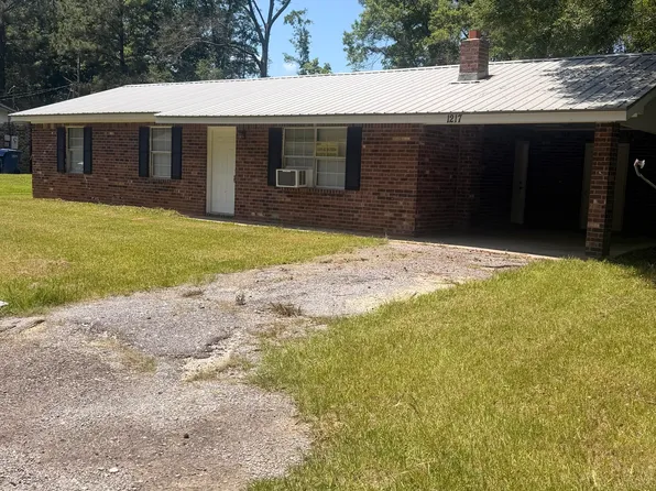1217 N Magnolia Ave, Heidelberg, MS 39439