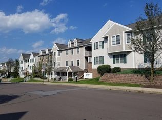 25 S Market St #20, Muncy, PA 17756