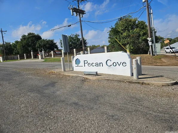273 Turtle LOT 4, Seguin, TX 78155