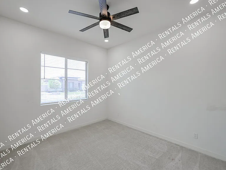 1530 E San Carlos Way — Photo 44