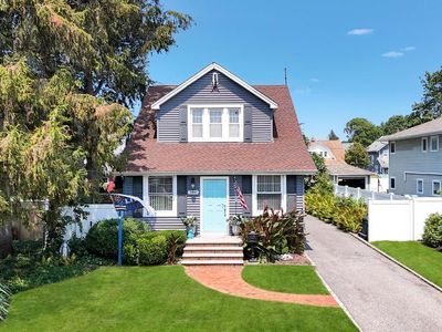 3861 Hickory Street, Seaford, NY, 11783
