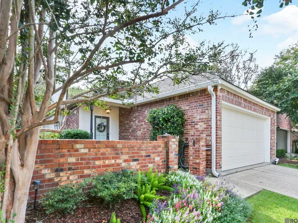 3926 Garden View Dr, Baton Rouge, LA 70809