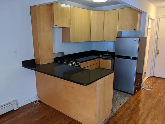 Rented by Triplemint | media 13