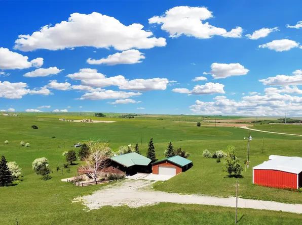 5771 137th Ave NW, Williston, ND 58801