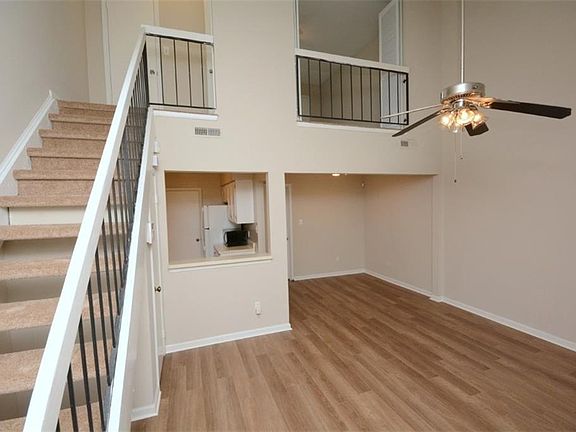 3rd image of 3874 Buchanan Dr