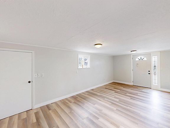 4th image of 312 Murray Rd #A