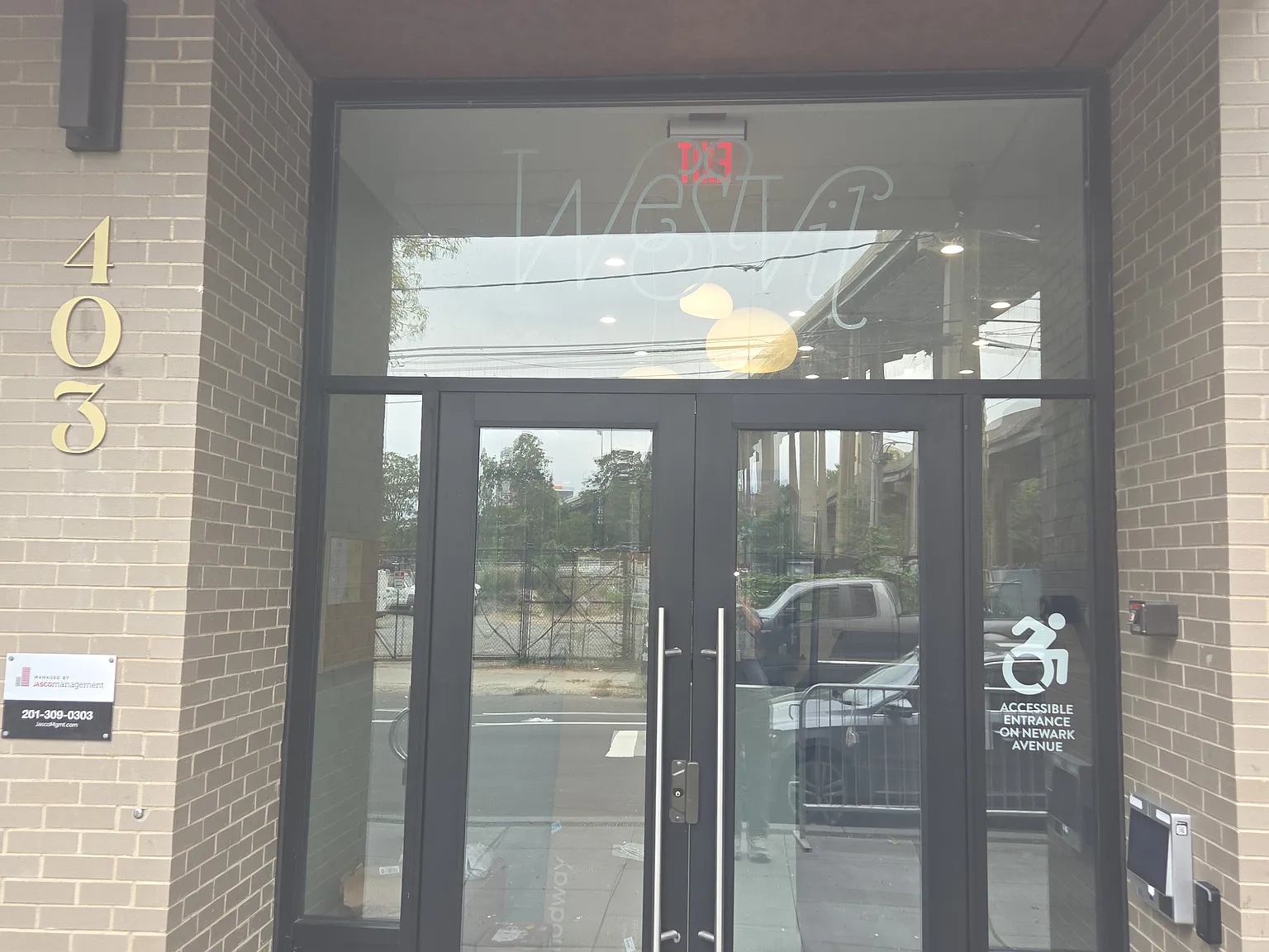 046 - 400 NEWARK REALTY LLC — Photo 3