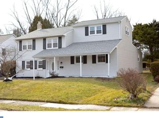 2834 Woodland Rd, Abington, PA 19001