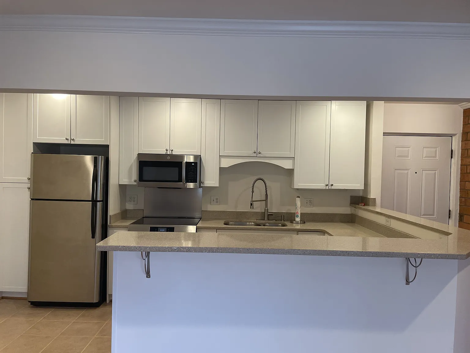 1800 Jefferson Park Avenue #59 - 1 — Photo 4