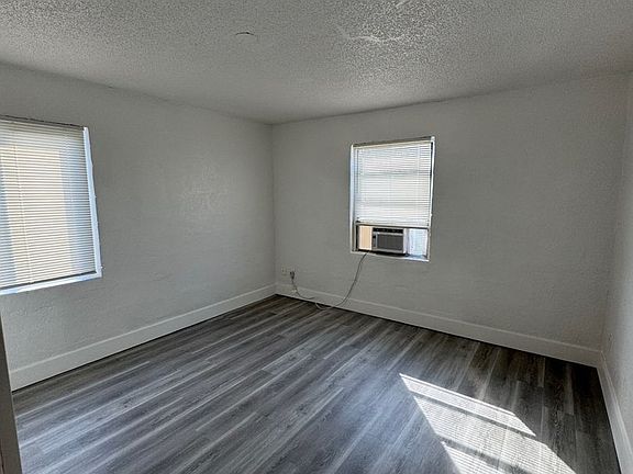 3rd image of 3041 2nd St #4