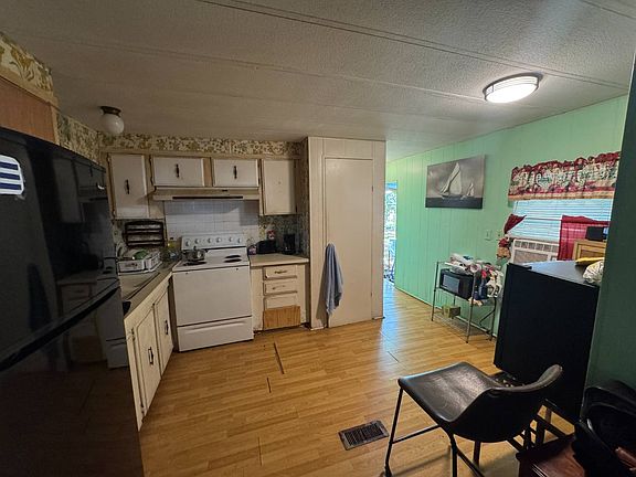 2nd image of 13618 N Florida Ave 54-unit 54