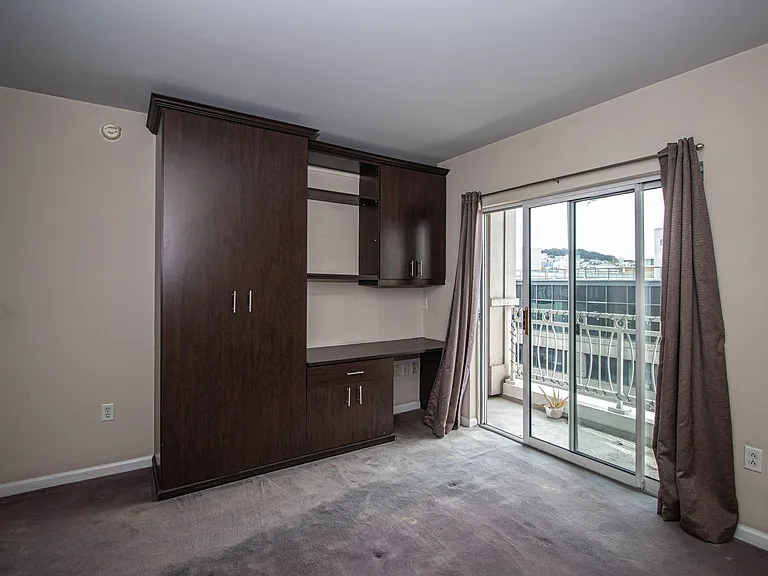 140 S Van Ness Ave #743 — Photo 6