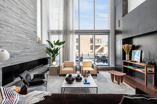 Sold by CORE | media 17