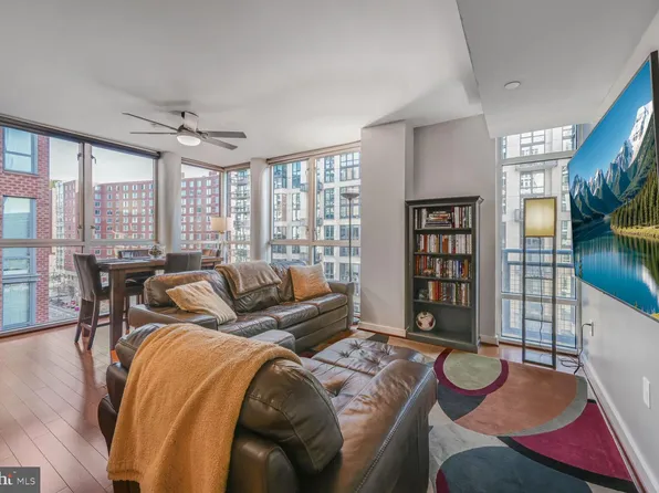 1025 1st St SE APT 815, Washington, DC 20003