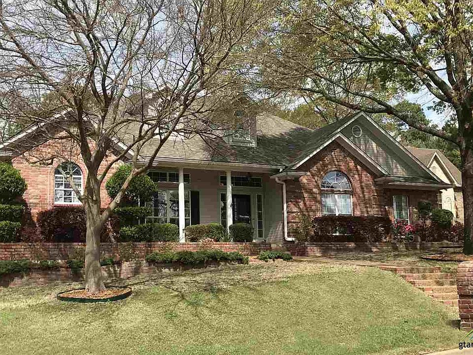 1st image of 14197 Pinebrook Dr