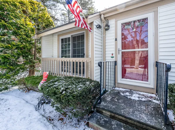 992 Route 134 #A, East Dennis, MA 02641