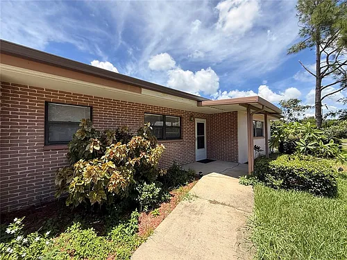 164 Pinewood Ave Photo 1
