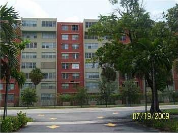 1st image of 9125 SW 77th Ave #610