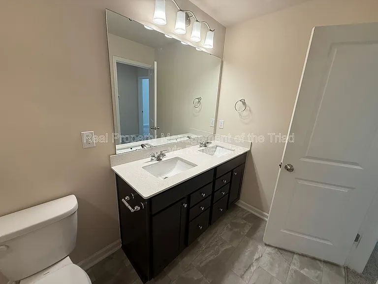 886 Falls Grove Trl — Photo 12