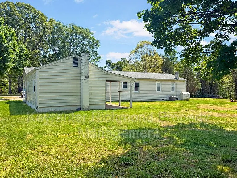 10015 Seminole Rd — Photo 19