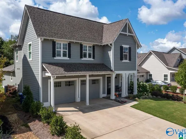 7593 Paine Dr, Trussville, AL 35173