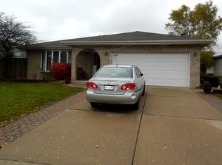 9229 Beloit Ave, Bridgeview, IL 60455