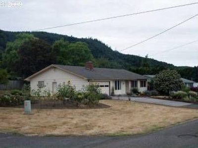 2905 6th St, Columbia City, OR, 97018