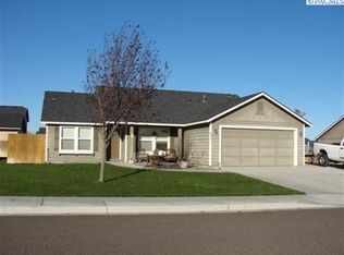 6417 Damon Point Dr, Pasco, WA 99301
