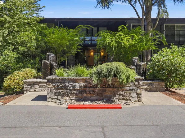 16250 Pacific Hwy Unit 45, Lake Oswego, OR 97034