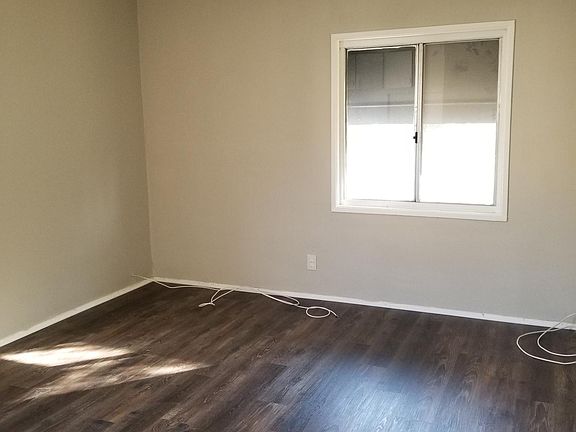 5th image of 937 W Colorado Blvd APT B