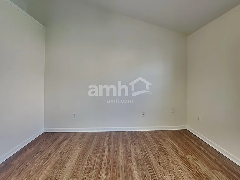 32 Riverbed Dr — Photo 7