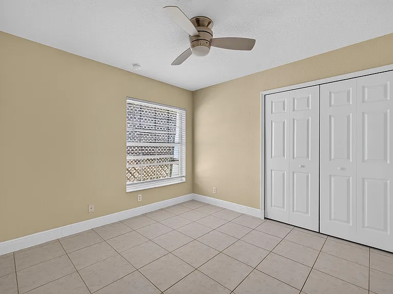 4481 NW 20th Ave — Photo 19