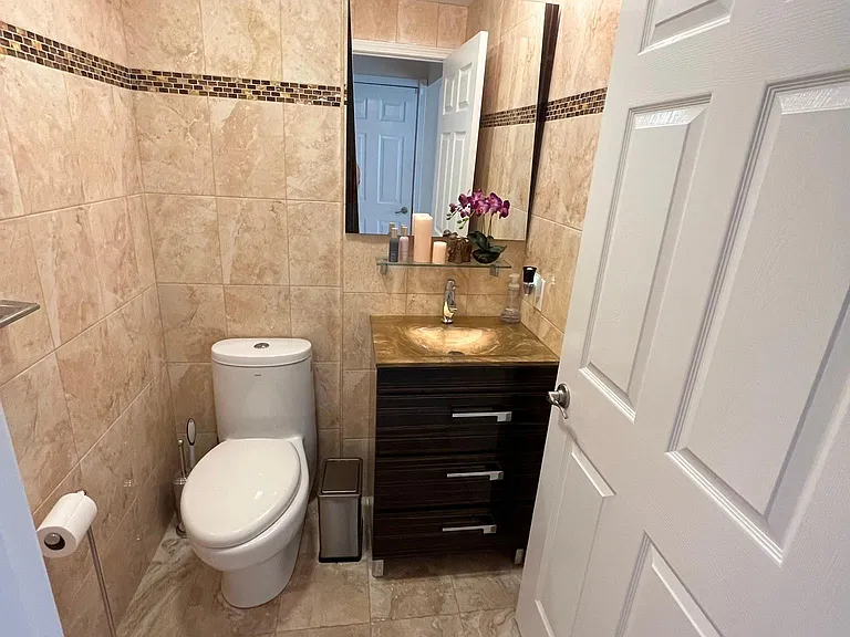 Powder room