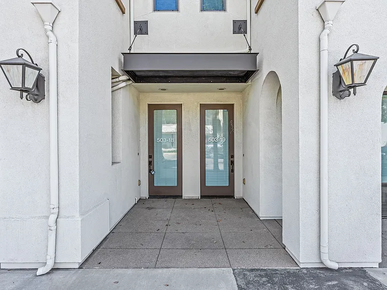503 S Brea Blvd #18 — Photo 13