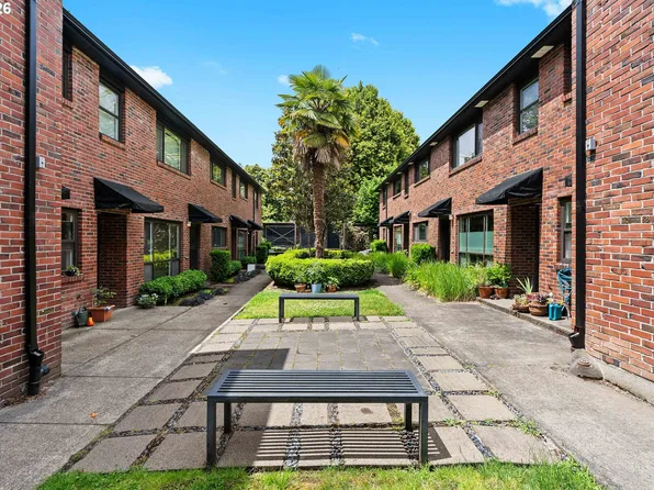 929 SE 16th Ave APT 2, Portland, OR 97214