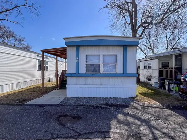 22600 Middlebelt Rd #F27, Farmington, MI 48336