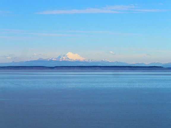 Stunning views across the Bay to Mt. Baker