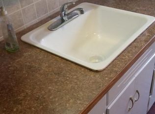 911 13th St APT 2, Bay City, MI 48708