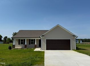 128 Coharie Dr, Lillington, NC 27546