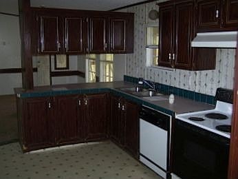 4th image of 8050 Mill Creek Dr