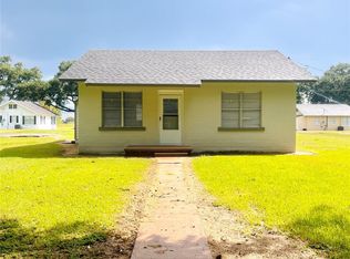 1527 Dover St, Boling, TX 77420