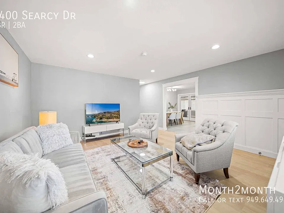 1400 Searcy Dr