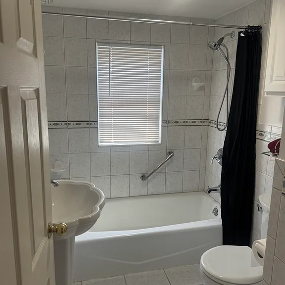 82 Calumet St #2 — Photo 4