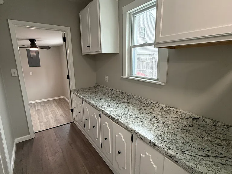 404 W State St #2 — Photo 3