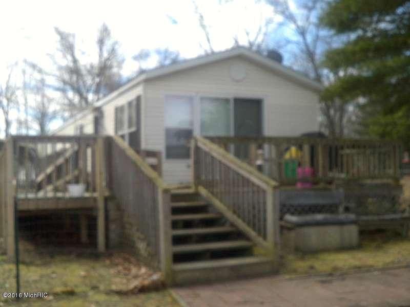 1st image of 2615 W Lake Shore Dr