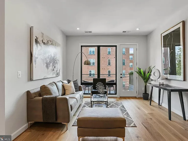 1434 Chapin St NW #4 — Photo 14